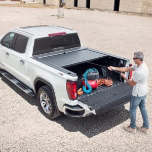 Standard Bed Retractable Truck Bed Cover by RealTruck Advantage® - Associated Accessories