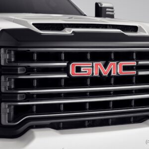 Grille in Black with Black Chrome Inserts and GMC Logo (For Vehicles Without HD Surround Vision Camera)